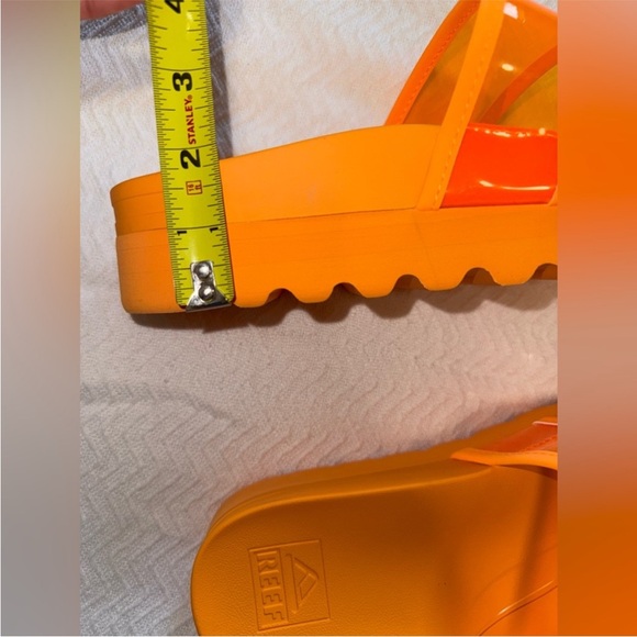 NWT reef vista hi-energy sandal size 10 - Picture 7 of 8
